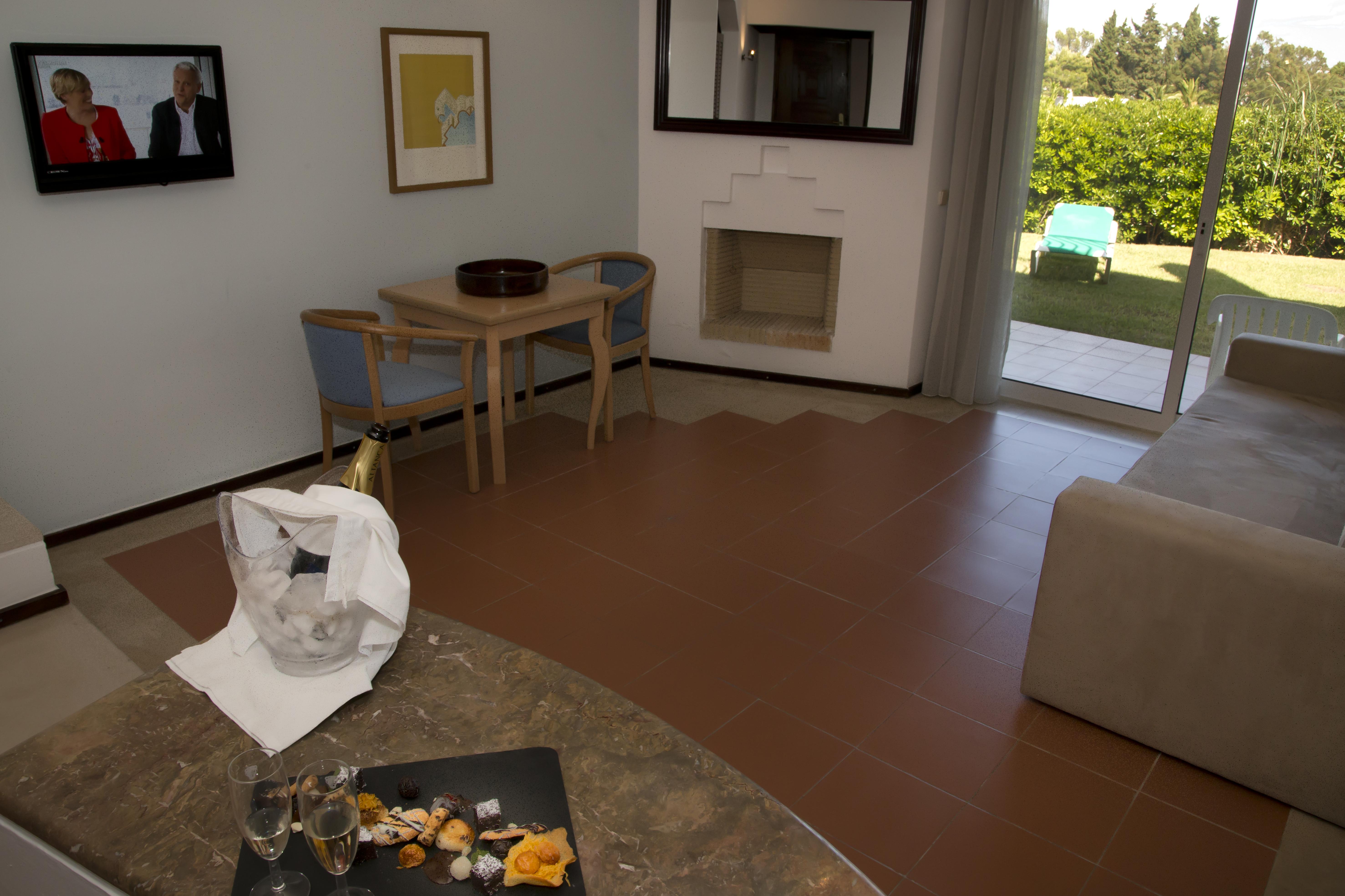 Hotel Baia Cristal Beach & Spa Resort Carvoeiro  Exterior photo